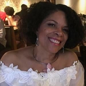 Meet your Posher, Sonia